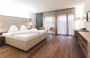 Mẫu sàn gỗ đẹp cho khách sạn nhà hàng DC177