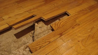 Hỏi báo giá sửa chữa sàn gỗ chống nước?