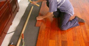 Hỏi gấp thợ lắp đặt sàn gỗ tại Hải Phòng?